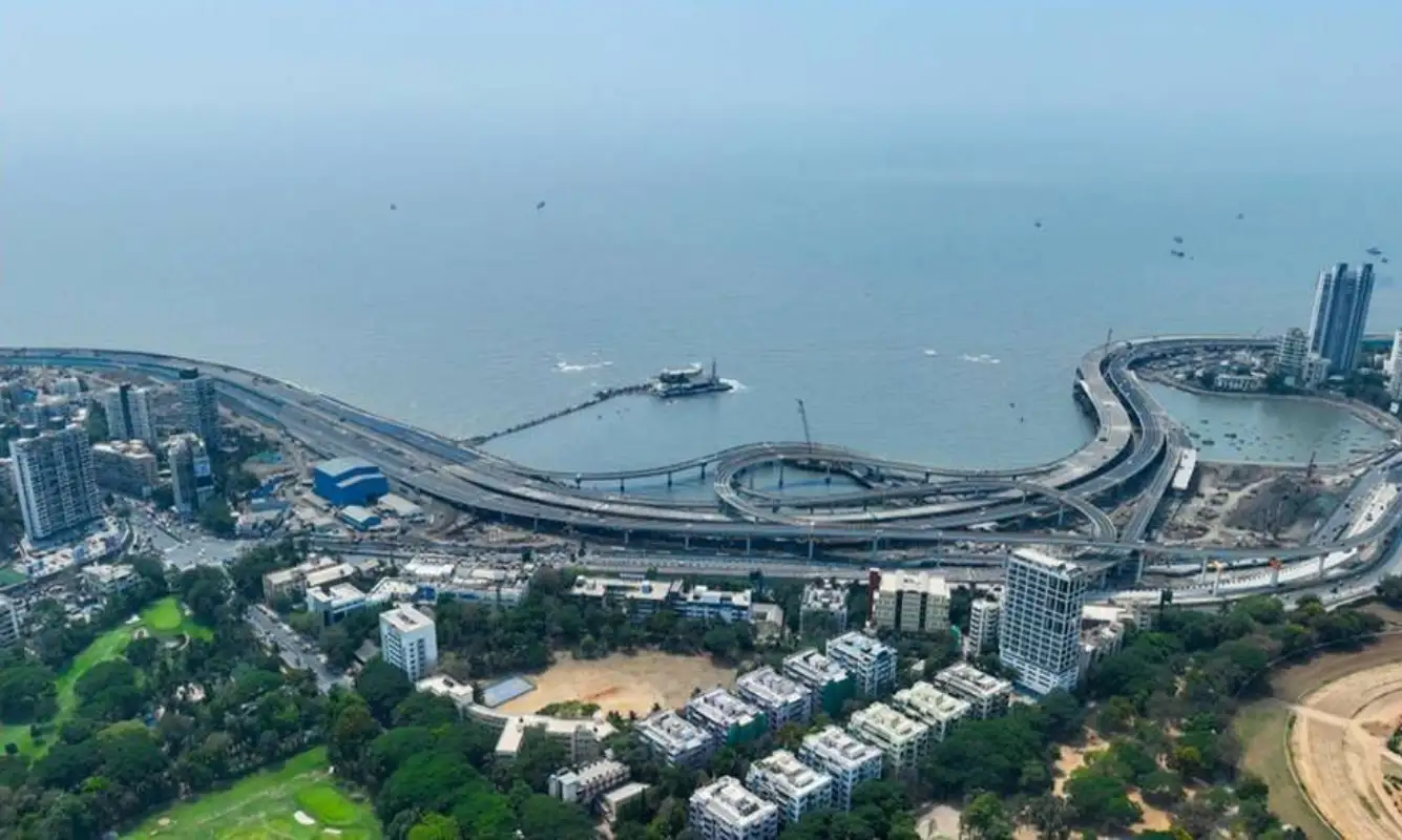 25 Downtown Mahalaxmi